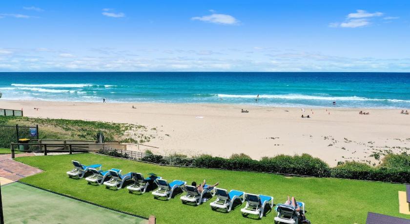 Breakers North Absolute Beachfront Apartments - Official Gold Coast Exterior photo