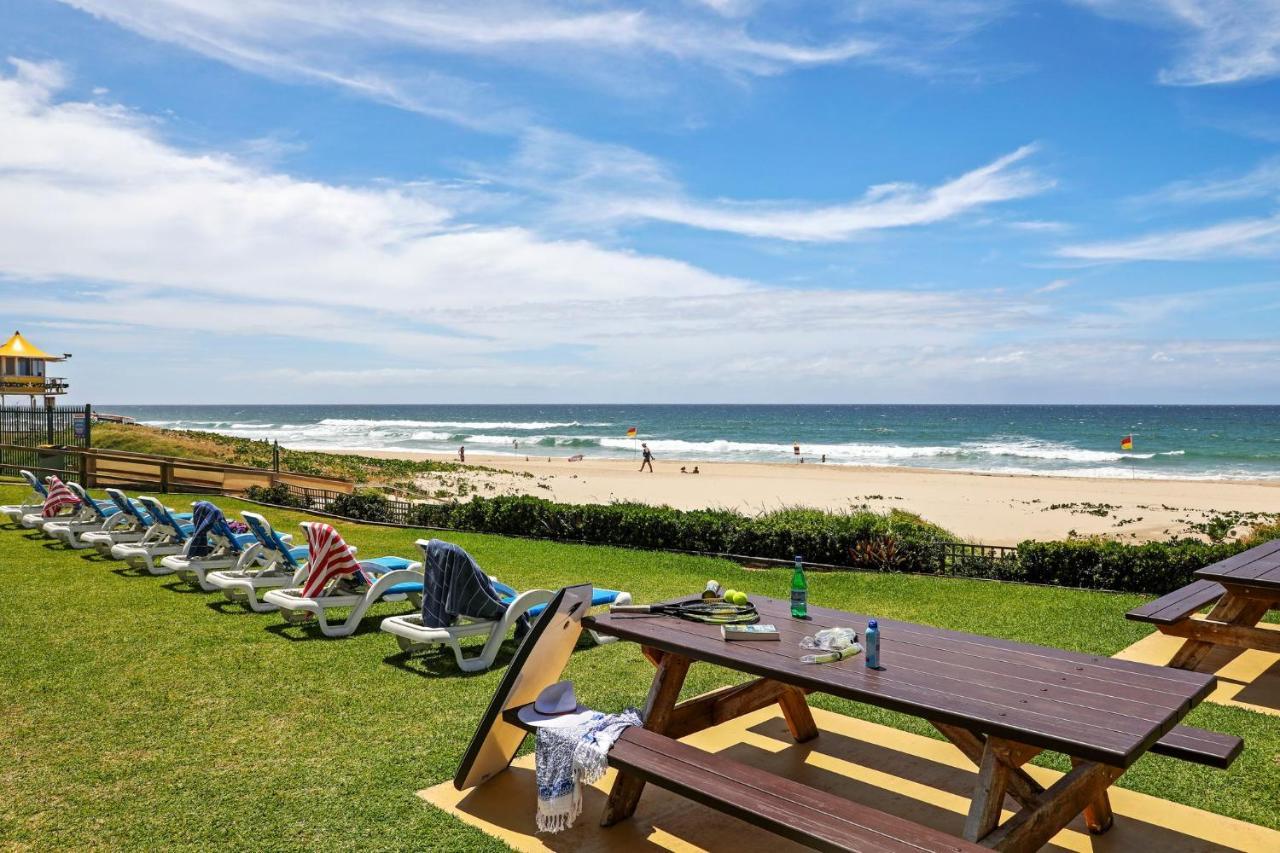 Breakers North Absolute Beachfront Apartments - Official Gold Coast Exterior photo