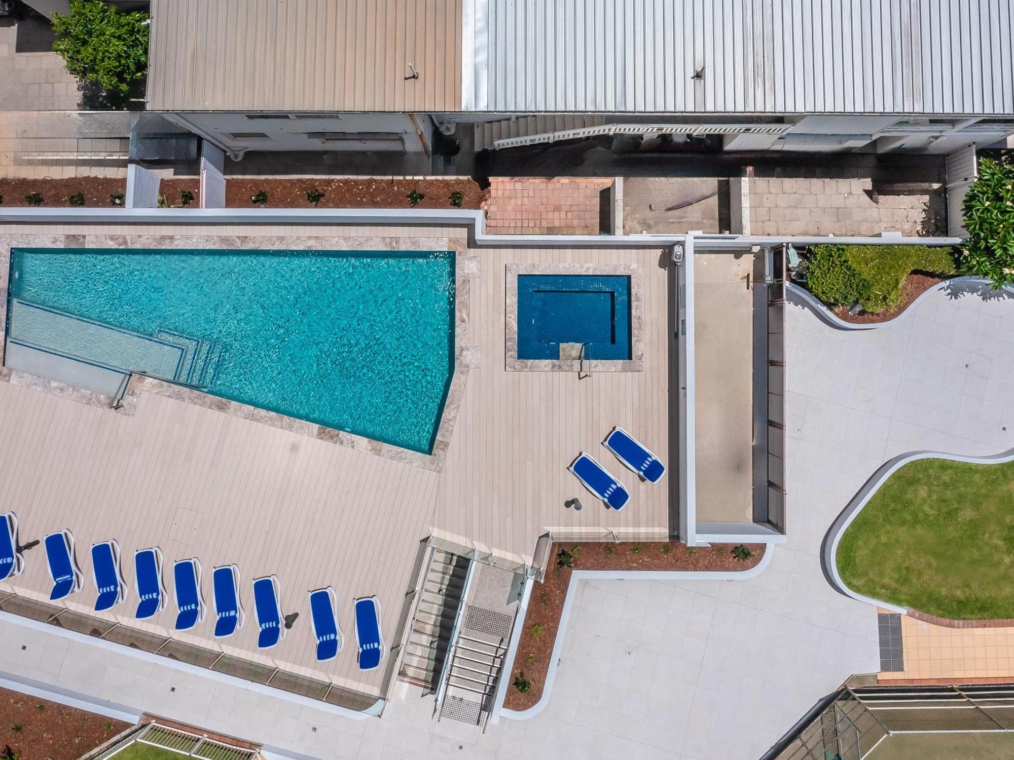 Breakers North Absolute Beachfront Apartments - Official Gold Coast Exterior photo