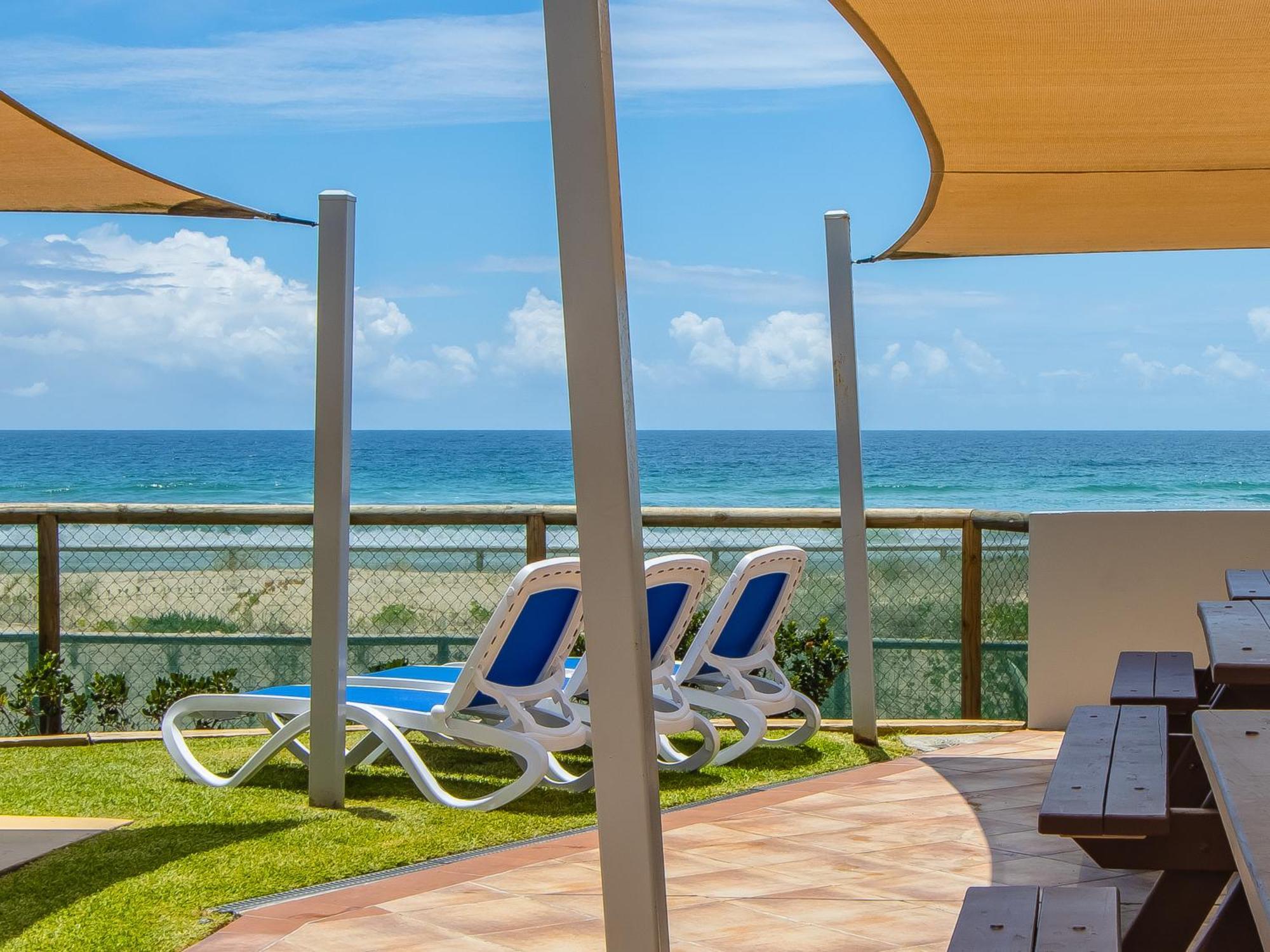 Breakers North Absolute Beachfront Apartments - Official Gold Coast Exterior photo