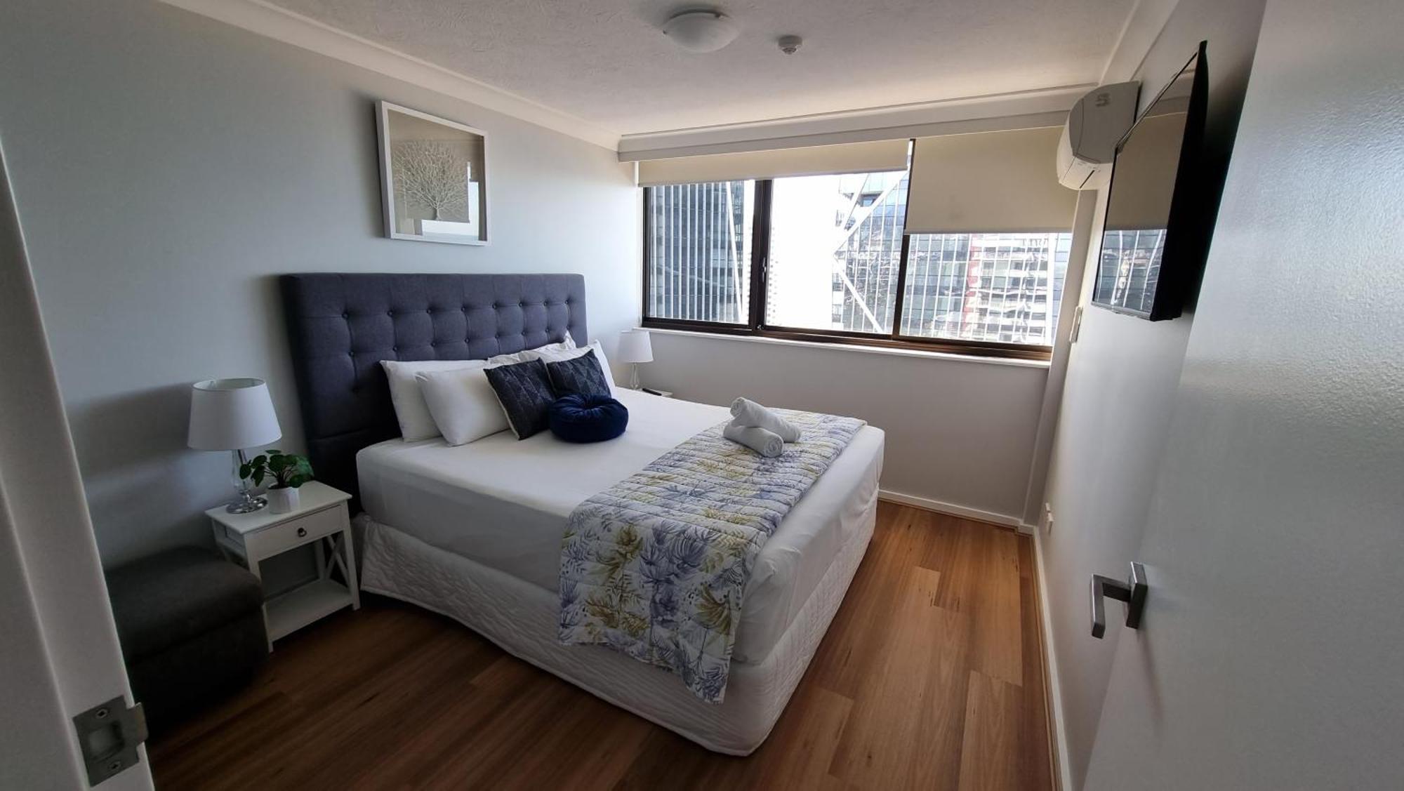 Breakers North Absolute Beachfront Apartments - Official Gold Coast Exterior photo