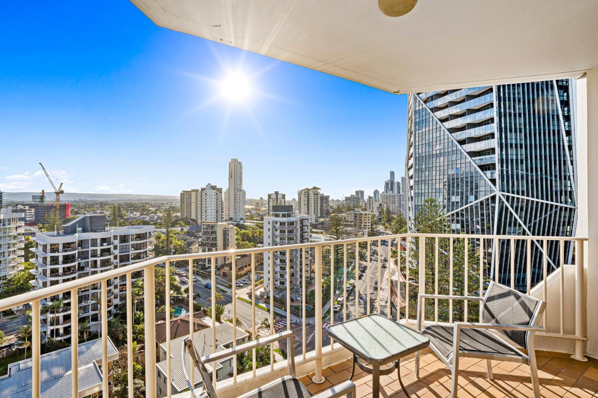 Breakers North Absolute Beachfront Apartments - Official Gold Coast Exterior photo